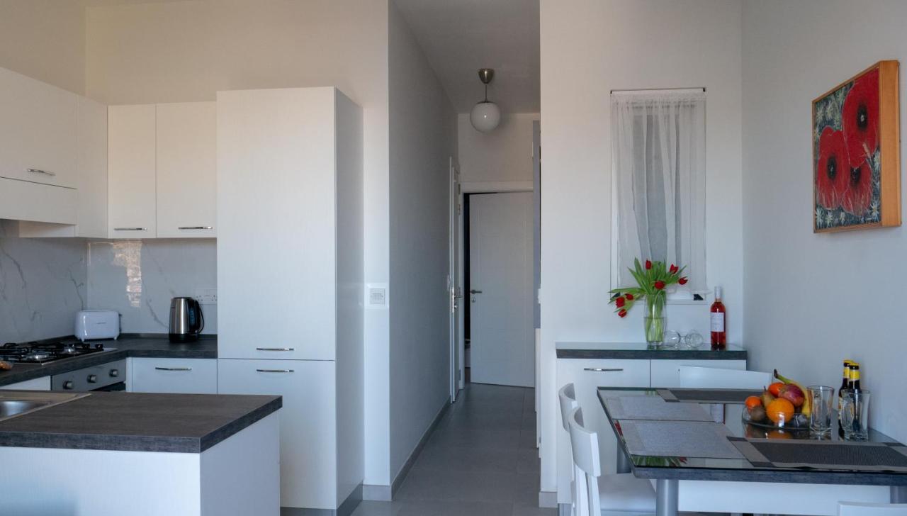 Mgarr Waterfront Cosy Apartment 2 By Ghajnsielem Gozo ภายนอก รูปภาพ